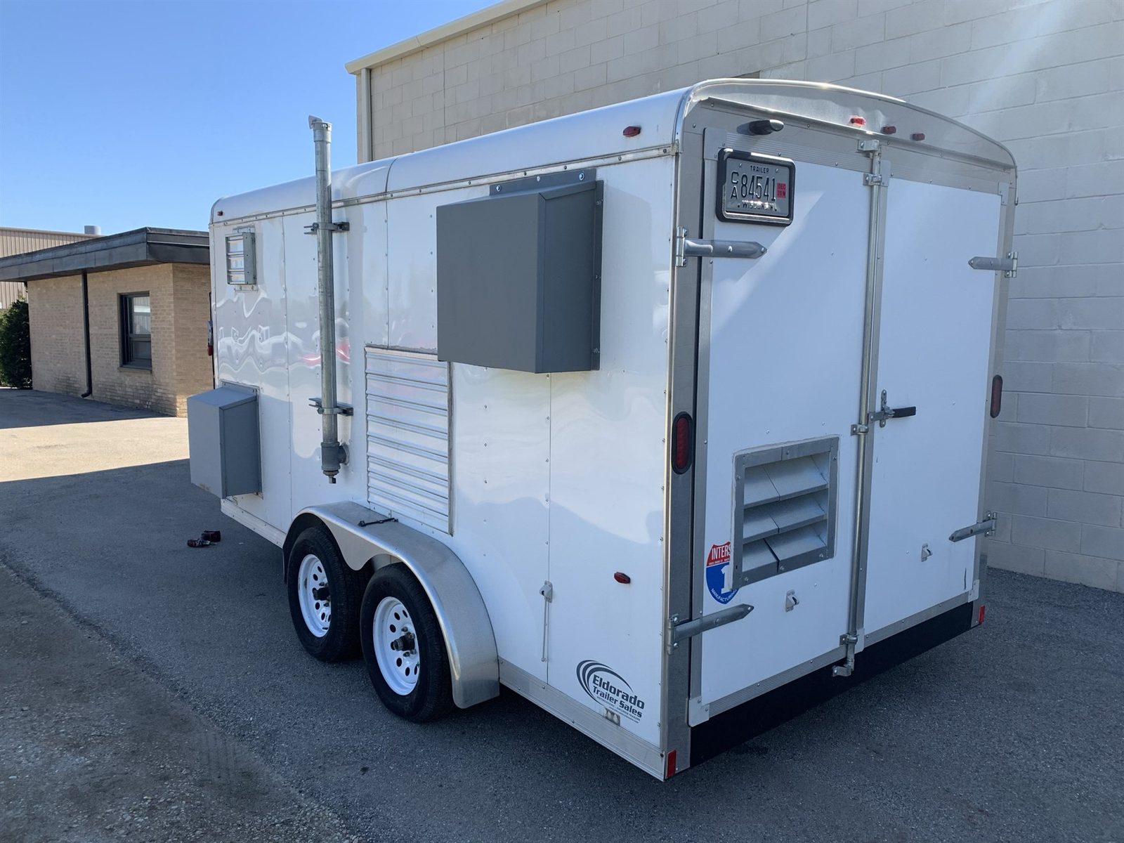 RD1000 — exterior hero