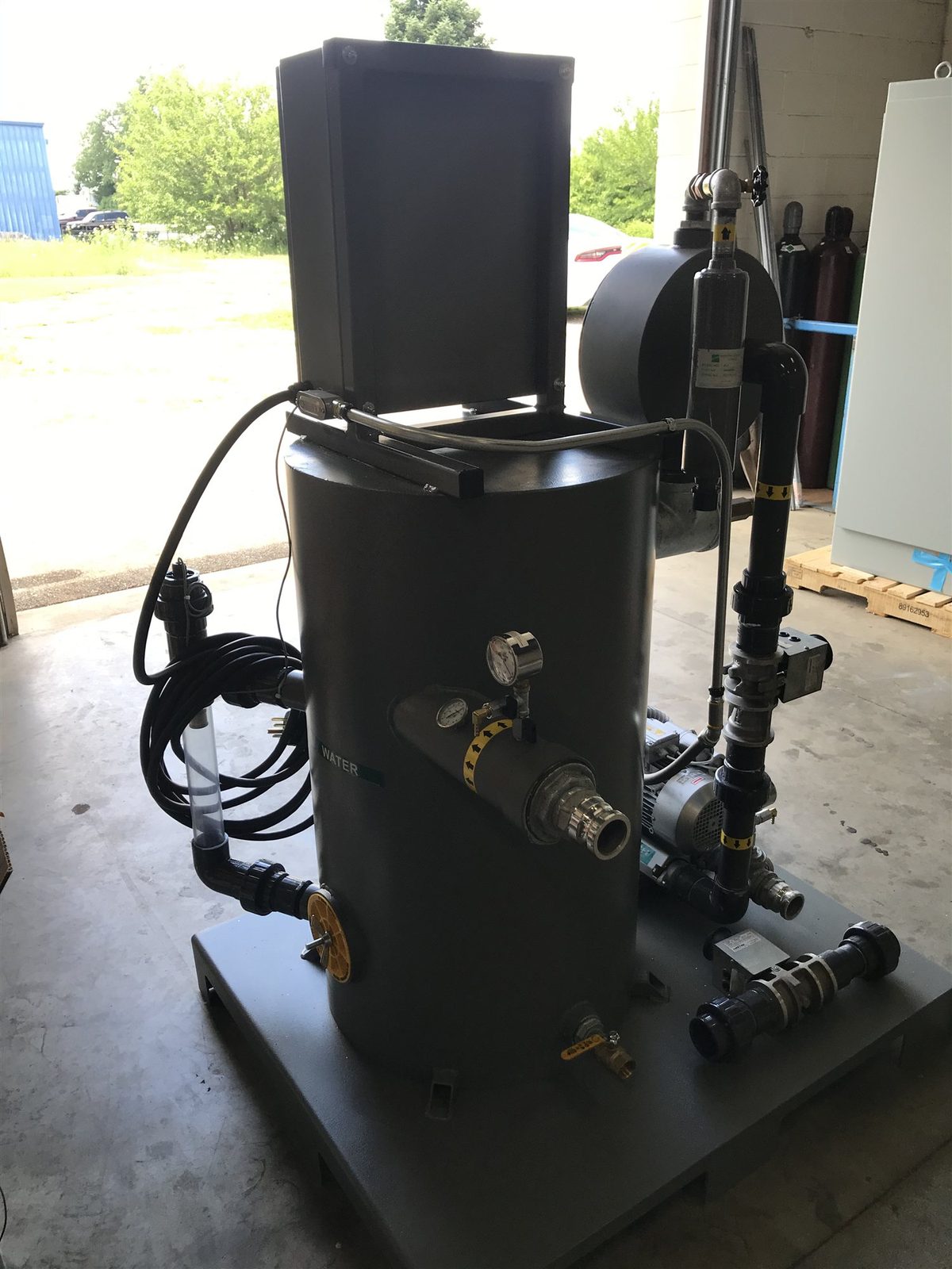 RV5000 — hero skid outdoor