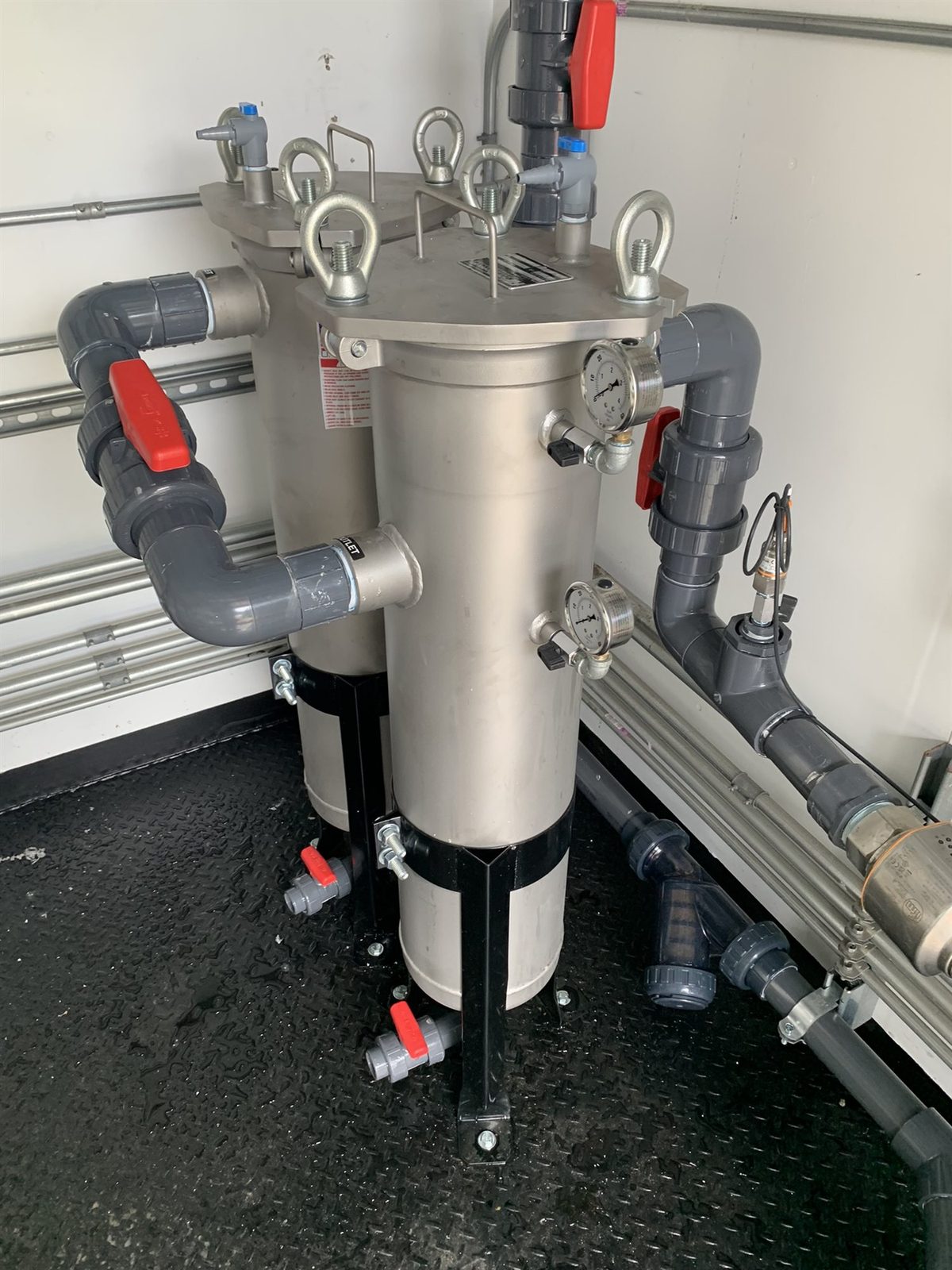 RW6002 — bag filter housing